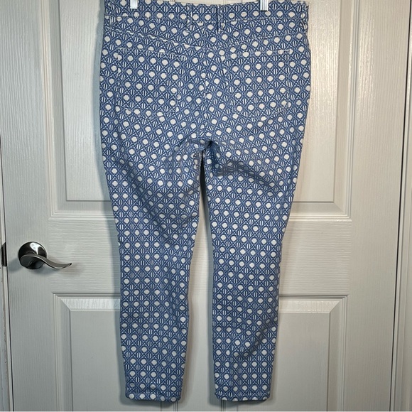 Tommy Bahama Skinny Ankle Jeans Sz 31 x 28 Violet Petal Blue White Print - Picture 7 of 13